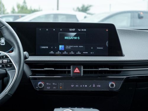 Kia EV6 - Photo 28