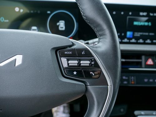 Kia EV6 - Photo 30