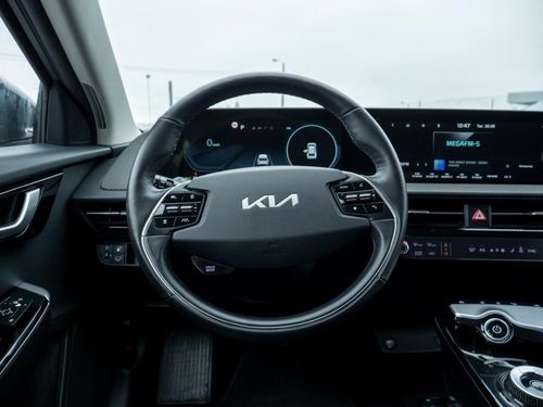 Kia EV6 - Photo 27