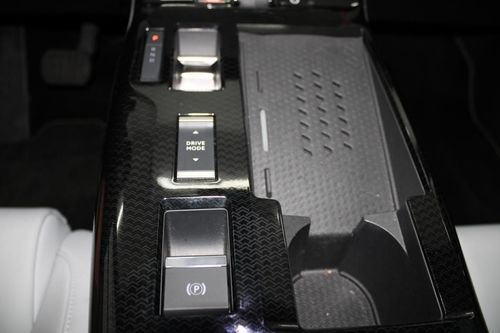 Citroen e-C5 Aircross - Photo 18