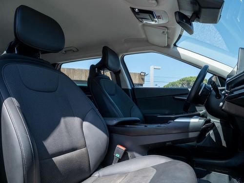 Kia EV6 - Photo 18