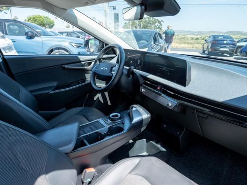 Kia EV6 - Photo 16