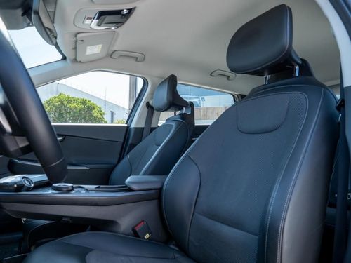 Kia EV6 - Photo 22