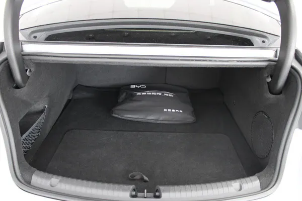 BYD Seal - Photo 8