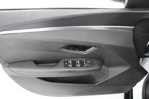 Renault Mégane E-Tech - Photo 9