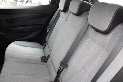 Renault Mégane E-Tech - Photo 12