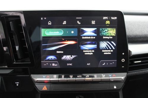 Renault Mégane E-Tech - Photo 24