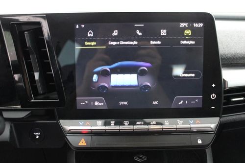 Renault Mégane E-Tech - Photo 27
