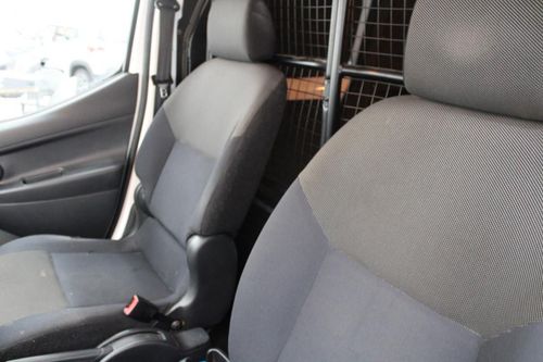 Nissan e-NV200 - Photo 11
