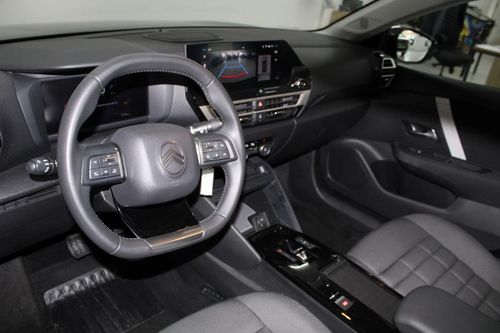 Citroen e-C4 - Photo 11