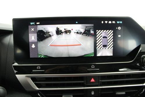 Citroen e-C4 X - Photo 23