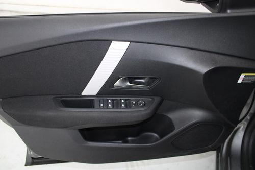 Citroen e-C4 - Photo 9