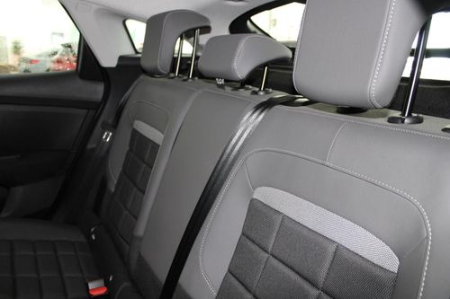 Citroen e-C4 - Photo 13