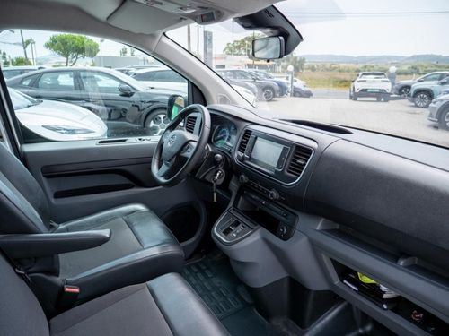 Opel Vivaro - Photo 17
