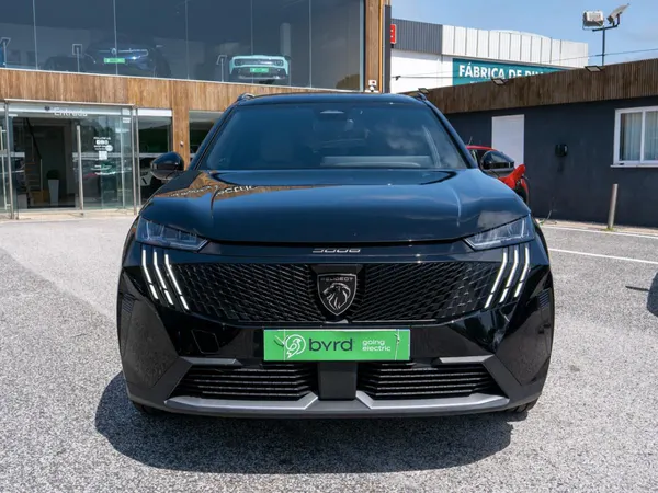Peugeot E-5008 - Photo 4