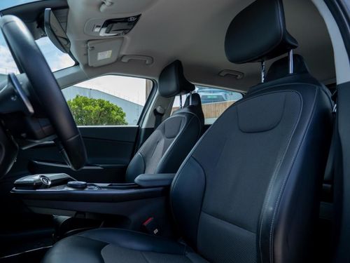 Kia EV6 - Photo 22