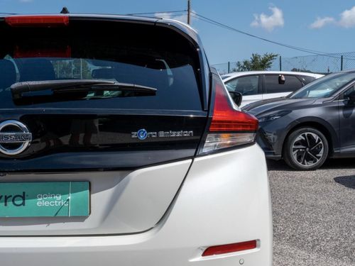 Nissan Leaf - Photo 12