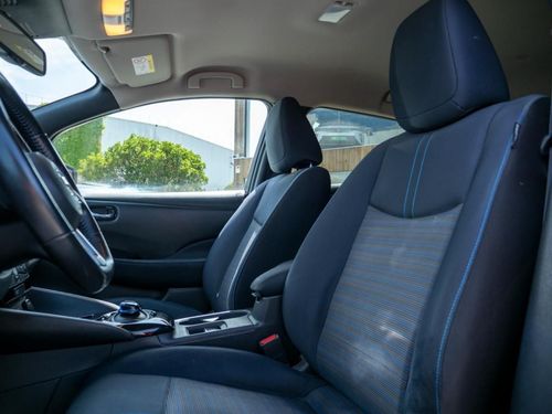 Nissan Leaf - Photo 22