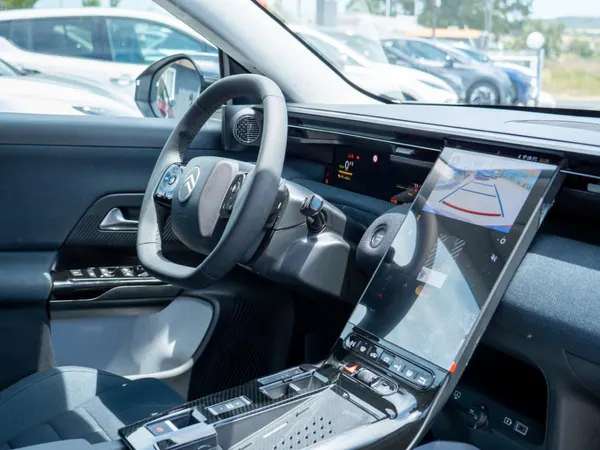 Citroen e-C5 Aircross - Photo 17