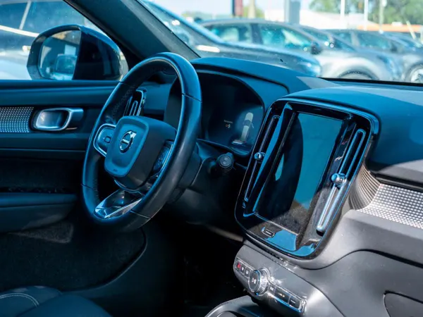 Volvo XC 40 - Photo 18