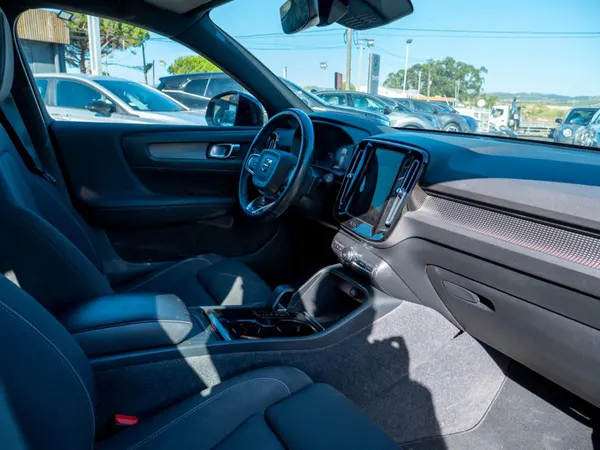 Volvo XC 40 - Photo 17