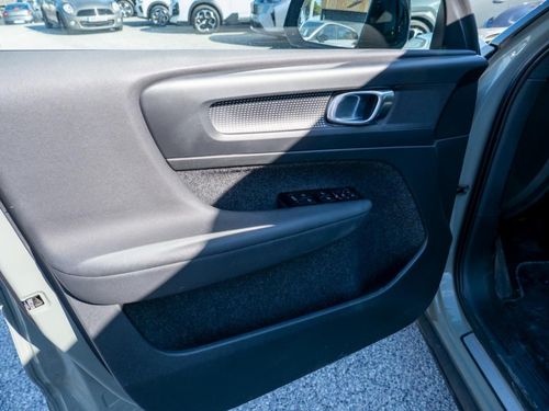 Volvo XC 40 - Photo 21