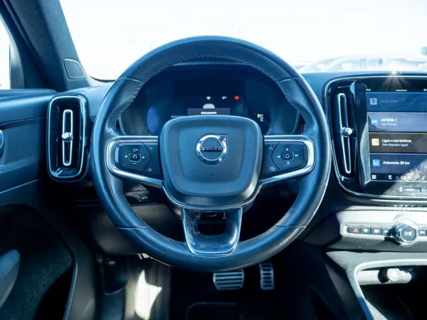 Volvo XC 40 - Photo 28