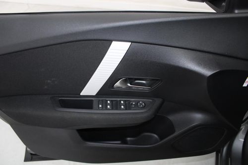 Citroen e-C4 - Photo 9