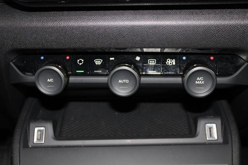 Citroen e-C4 - Photo 20
