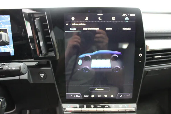 Renault Mégane E-Tech - Photo 25