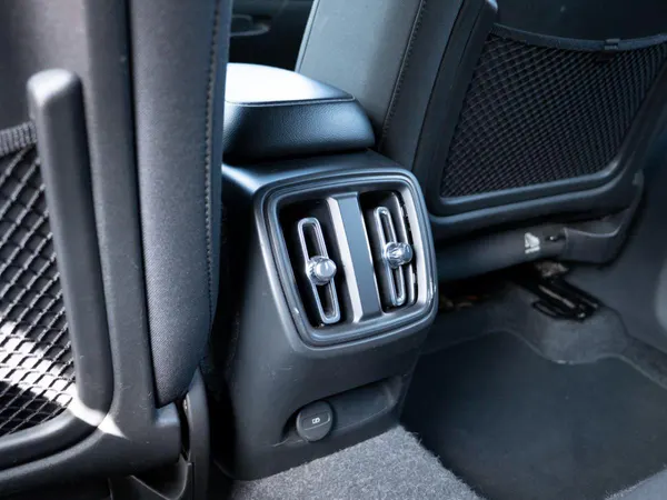 Volvo XC 40 - Photo 26