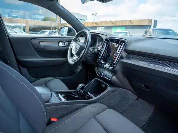 Volvo XC 40 - Photo 18