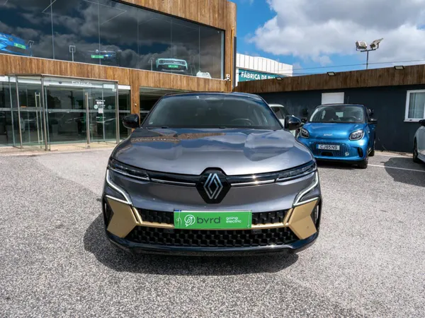 Renault Mégane E-Tech - Photo 4