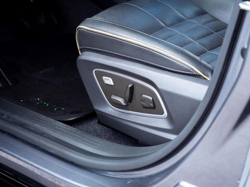 Renault Mégane E-Tech - Photo 24