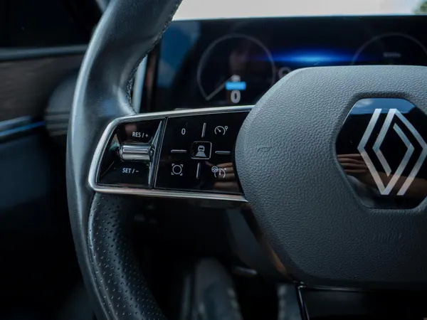 Renault Mégane E-Tech - Photo 31