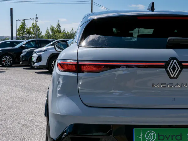 Renault Mégane E-Tech - Photo 11