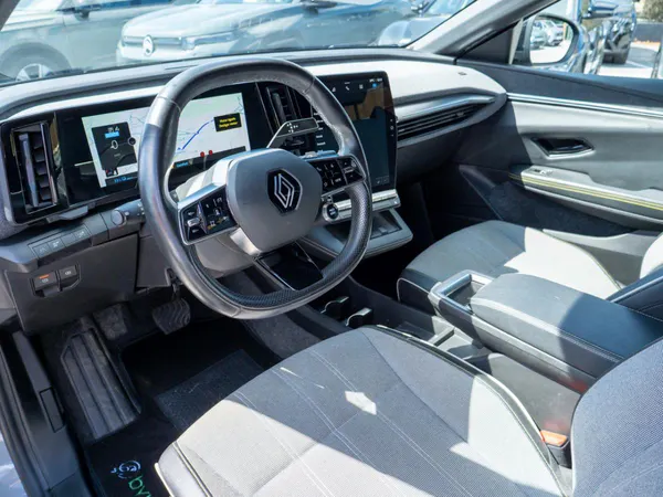 Renault Mégane E-Tech - Photo 20