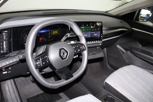 Renault Mégane E-Tech - Photo 11