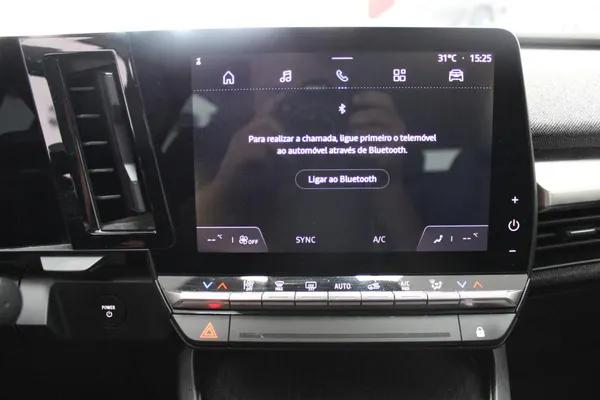 Renault Mégane E-Tech - Photo 22