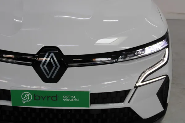 Renault Mégane E-Tech - Photo 4