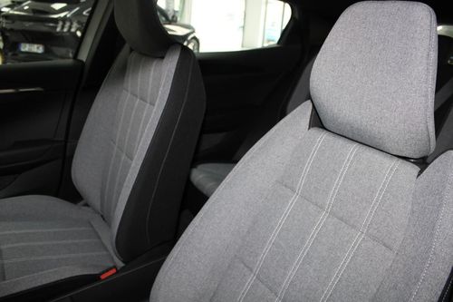 Renault Mégane E-Tech - Photo 10