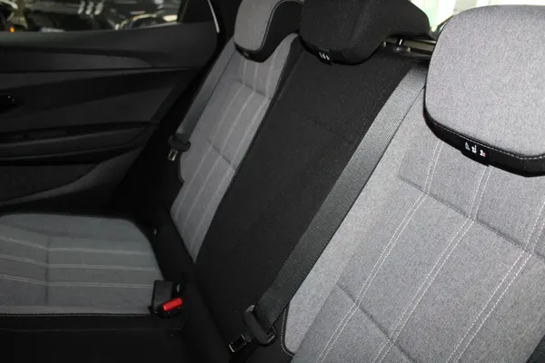 Renault Mégane E-Tech - Photo 12