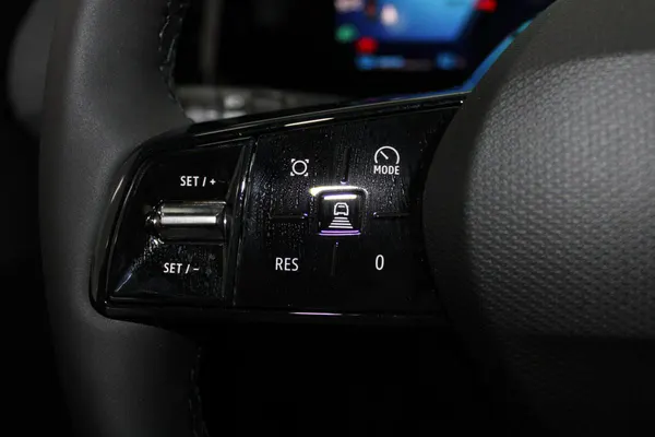 Renault Mégane E-Tech - Photo 13
