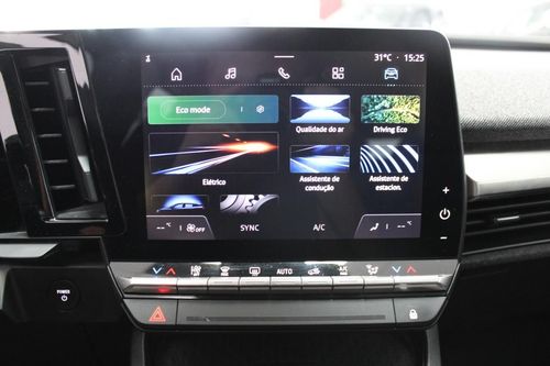 Renault Mégane E-Tech - Photo 25