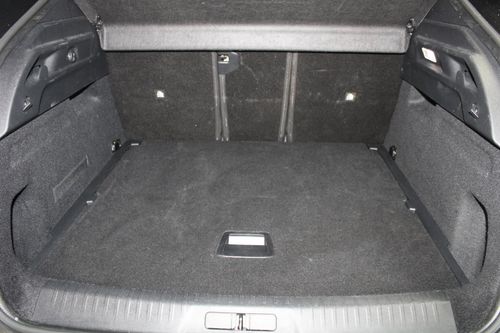 Peugeot E-3008 - Photo 8