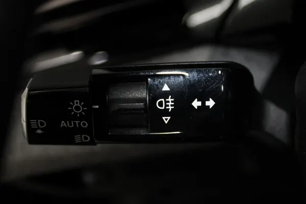Peugeot E-3008 - Photo 16