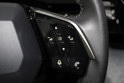 Peugeot E-3008 - Photo 15