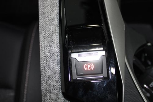 Peugeot E-3008 - Photo 21