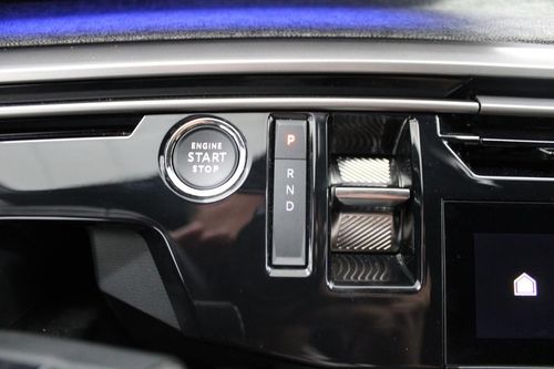 Peugeot E-3008 - Photo 23