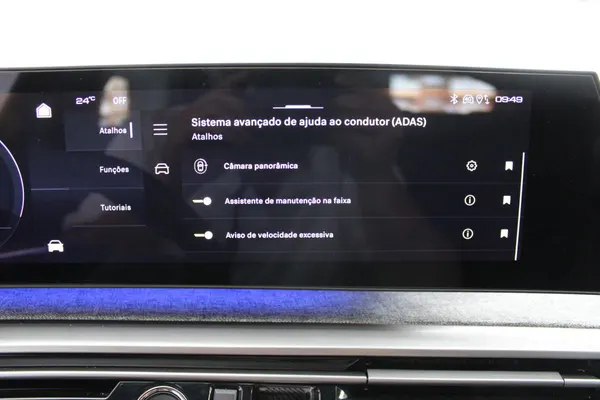 Peugeot E-3008 - Photo 26